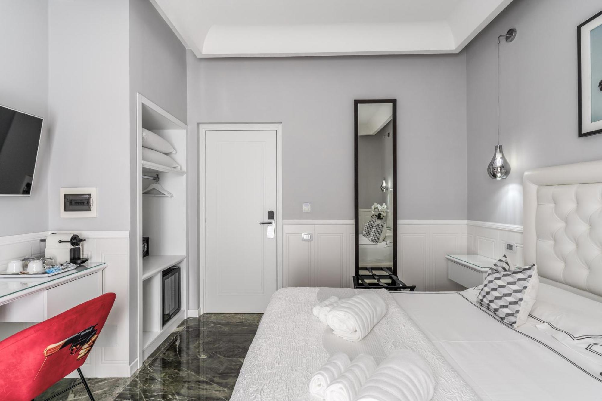 Affittacamere Rome55 - Piazza Di Spagna 3*